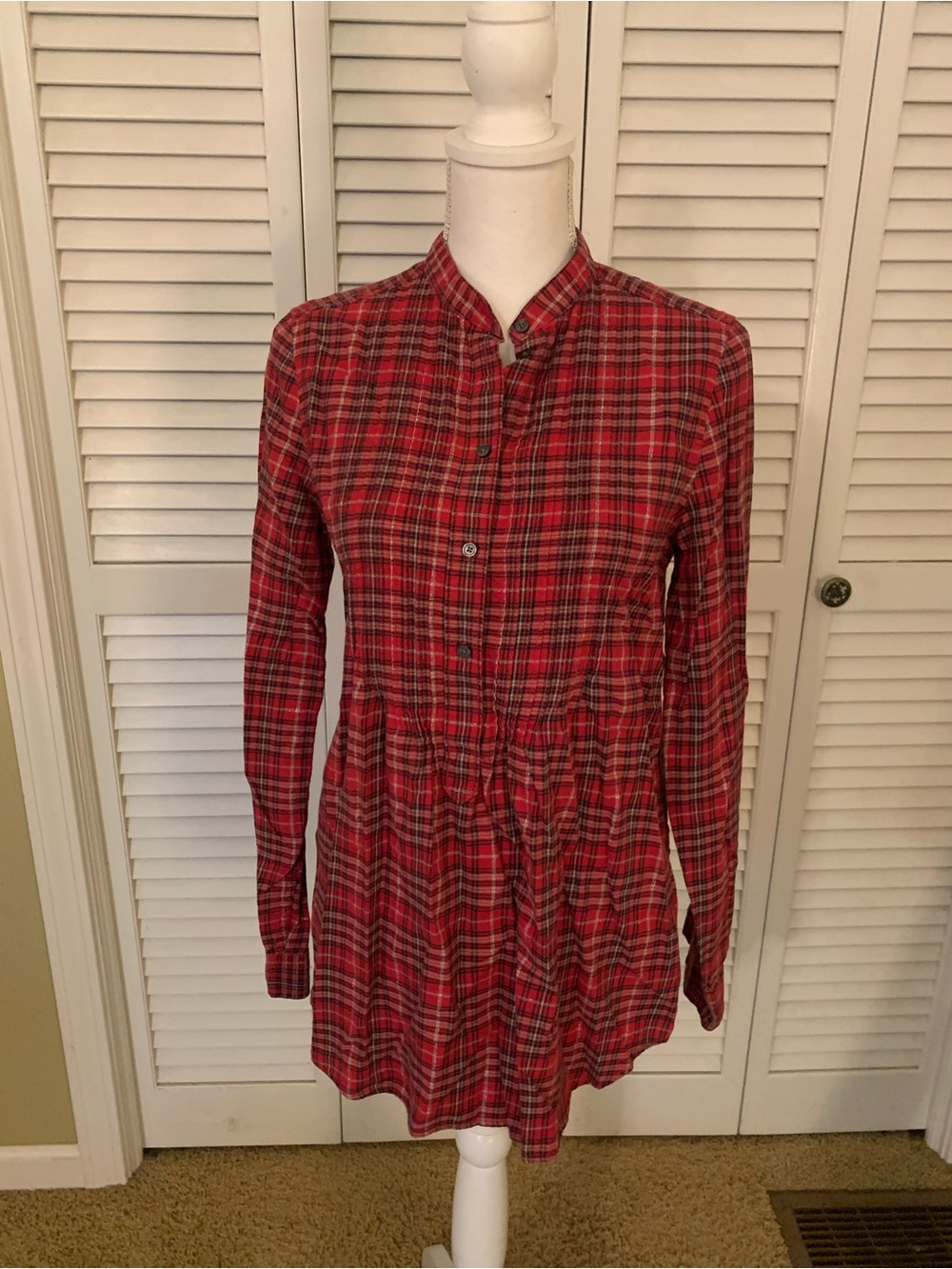 Lands’ End Red Plaid Button Front Collarless Tunic Size 6 Tall